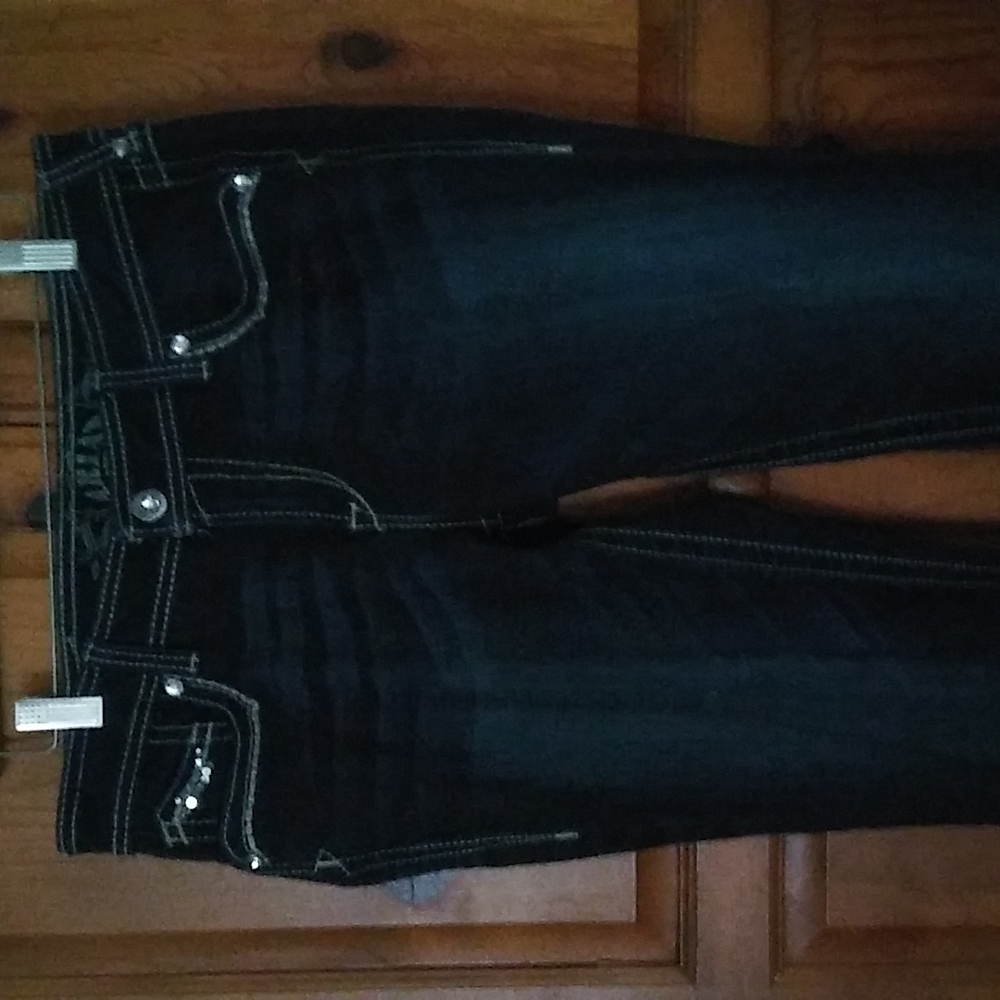 Ariat Ruby 31R Blue Jeans.